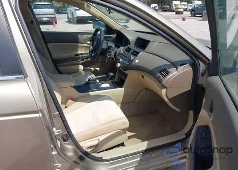 2010 Honda Accord 2.4 Lx from USA, damaged, VIN 1HGCP2F35AA159101